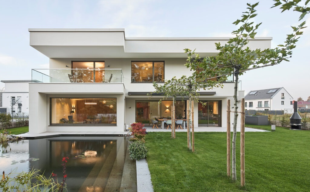 Home 16